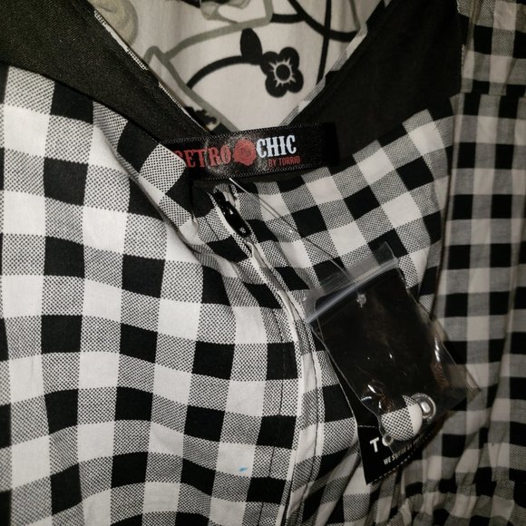 28W NWT Torrid Retro Chic Gingham bow strap dress 28W built-in tulle underskirt - Picture 6 of 10